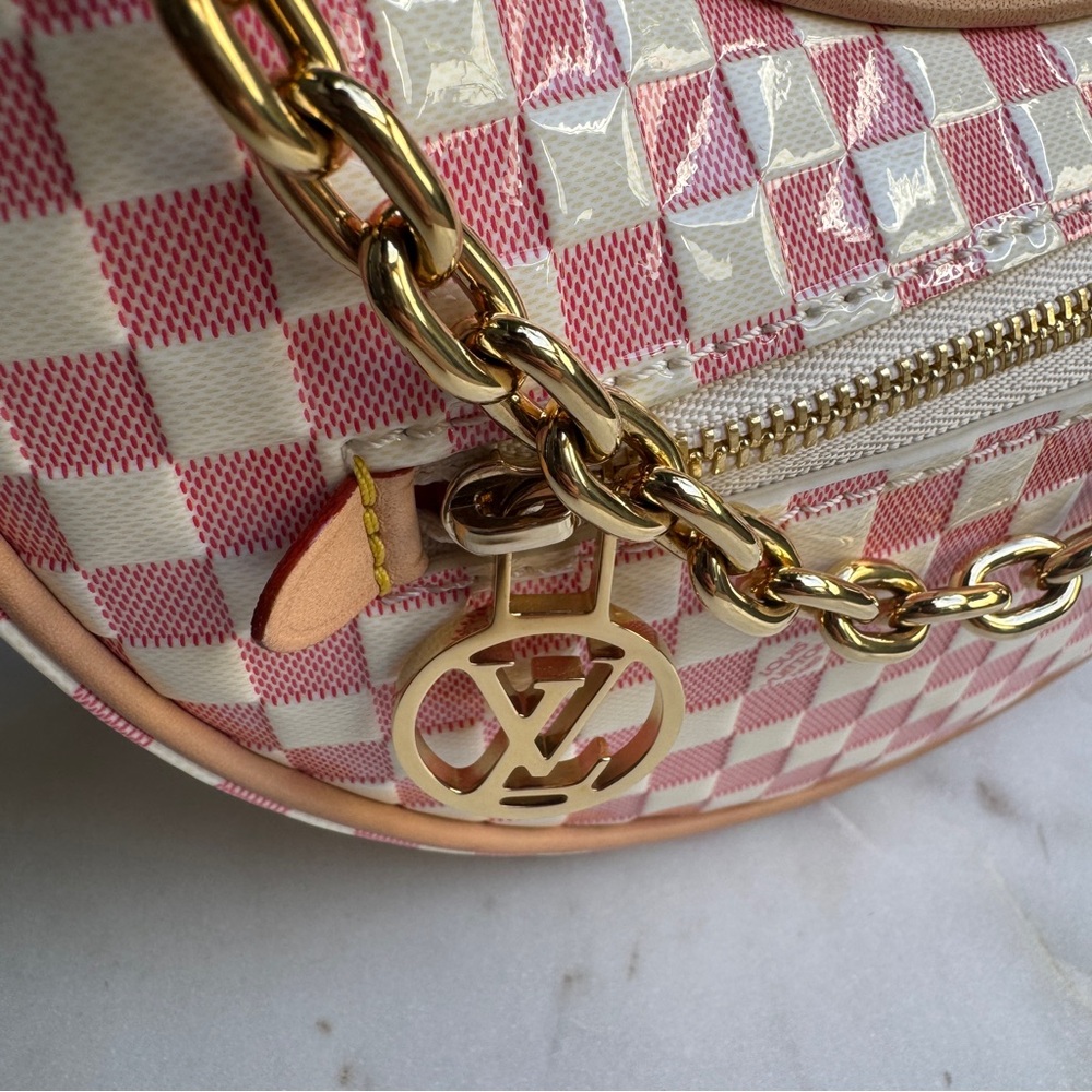 Louis Vuitton Damier Vernis Loop Crossbody - Picture 8 of 14